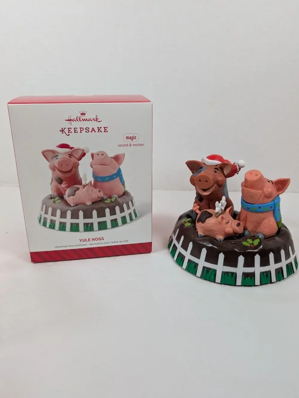 Hallmark Christmas Ornament YULE HOGS Pigs 2014 Magic Sound & Motion Decor MIB